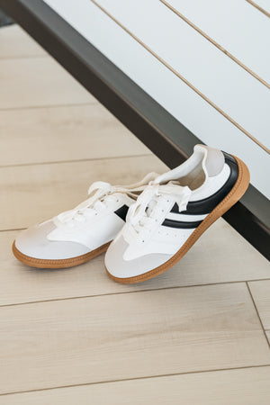 Start Me Up Sneakers - White/Black