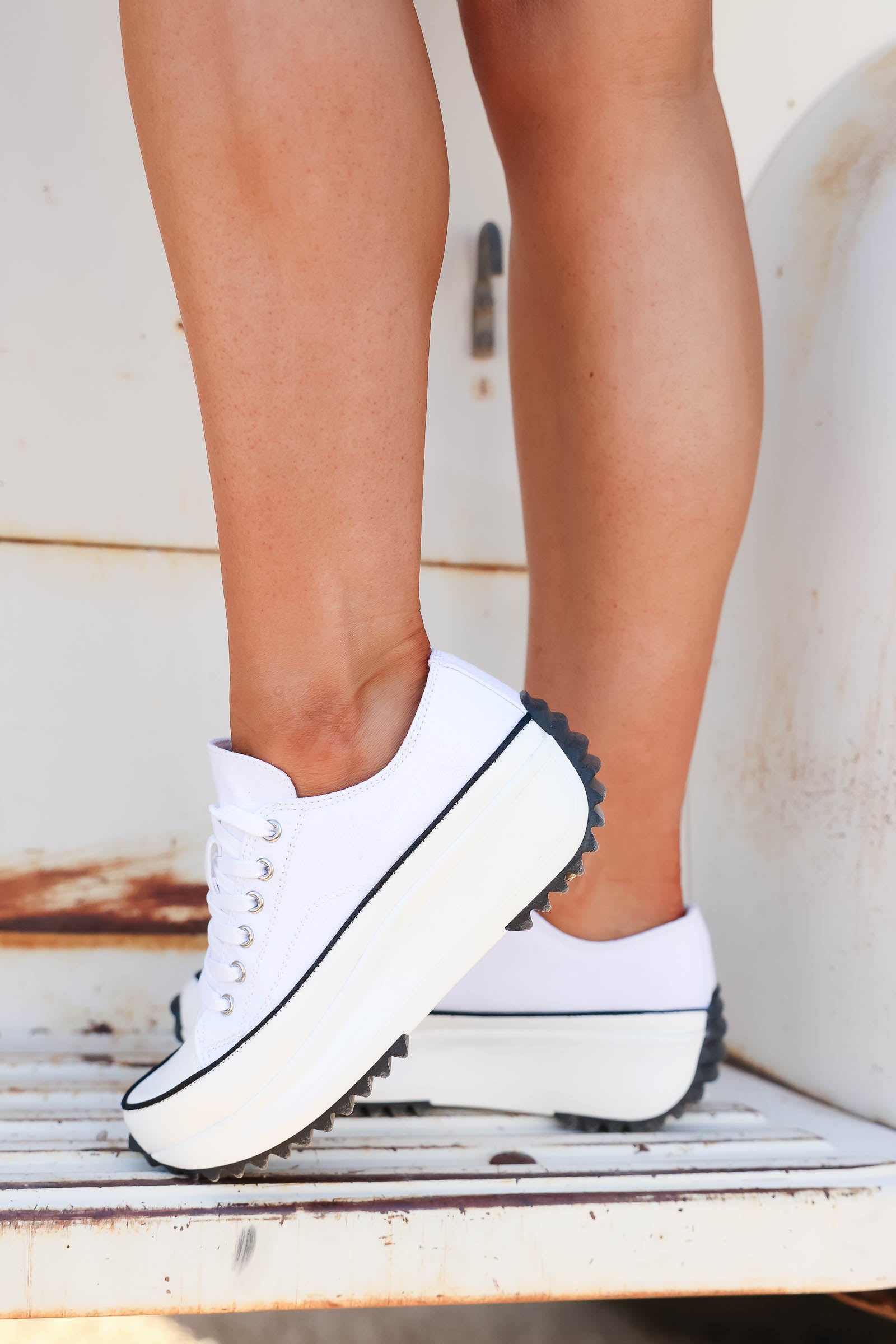 Bailey Platform Sneakers - White closet candy 1