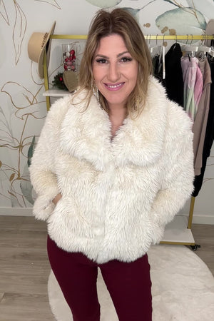 Playin' Pretend Fur Coat - Ivory, Closet Candy, Rachel Fit Video